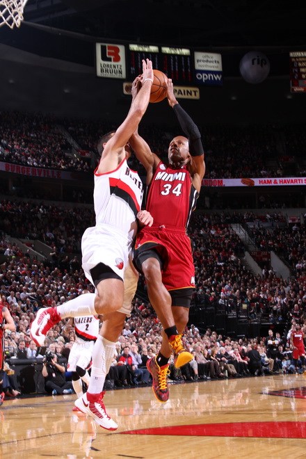 激烈赛场上 激烈赛场上