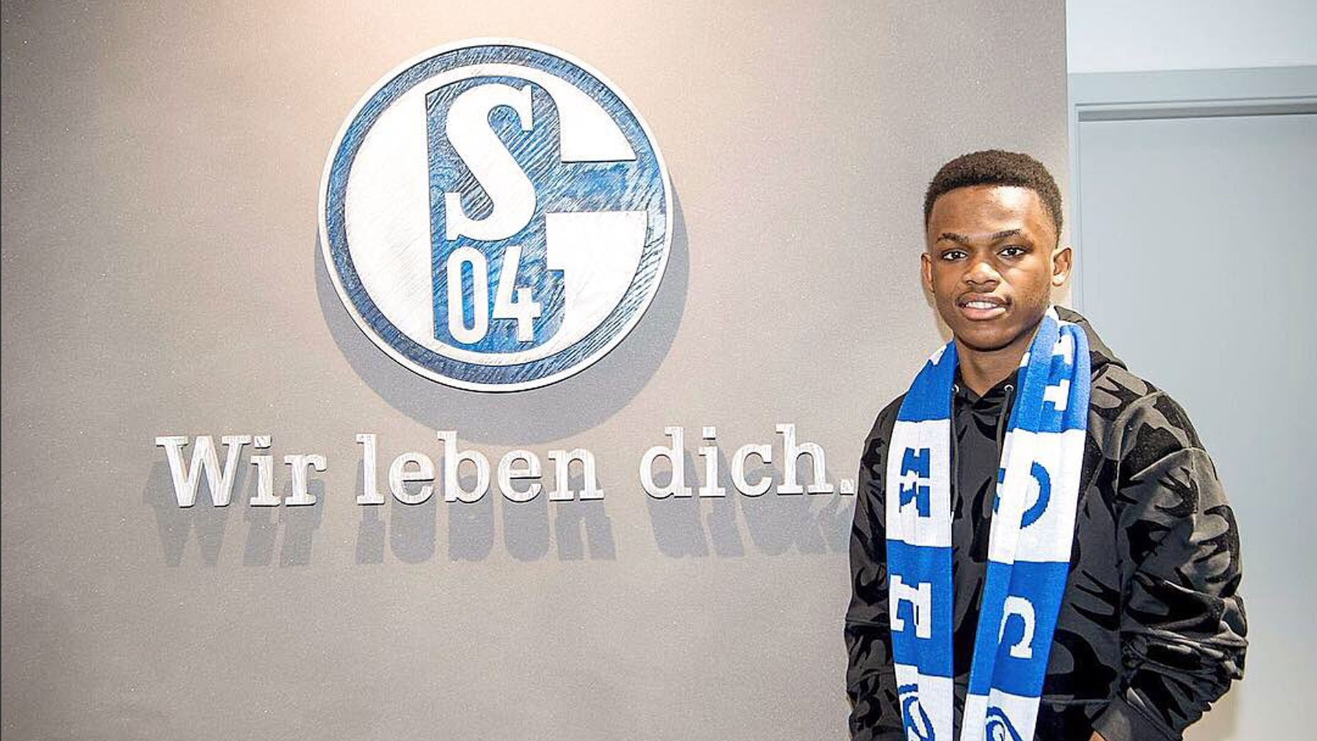 人士透露 人士透露