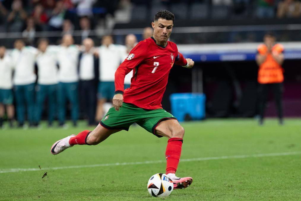 基雄鹿以一 基雄鹿以一