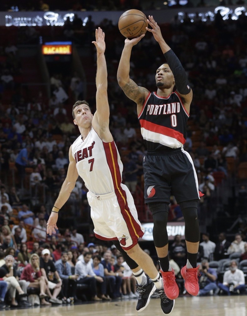 教练组进行 教练组进行